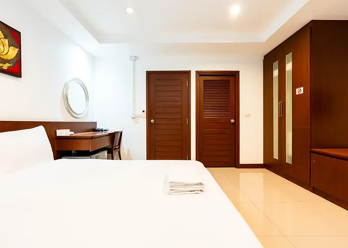 Xxyon Sukhumvit 4 - ยอน 4 公寓