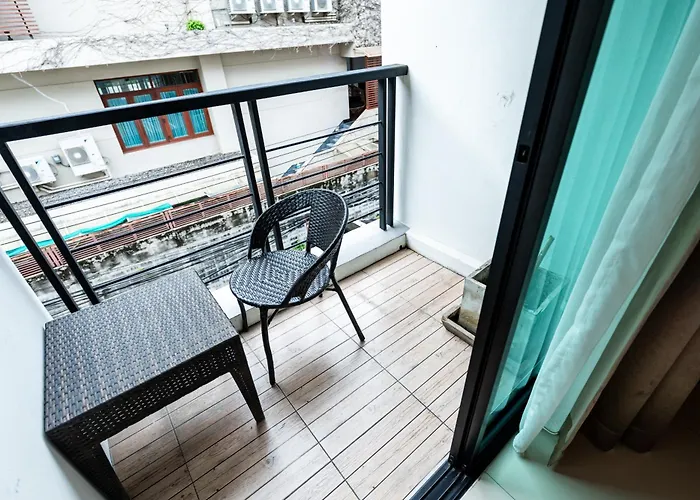 Xxyon Sukhumvit 4 - ยอน 4
